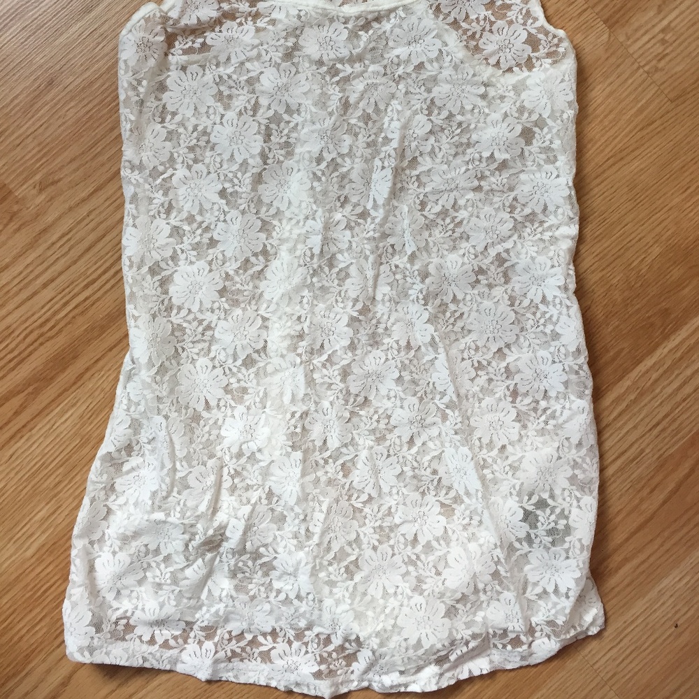 🦋 3/$25 Garage Lace Racer-back Tank - Picture 2 of 6